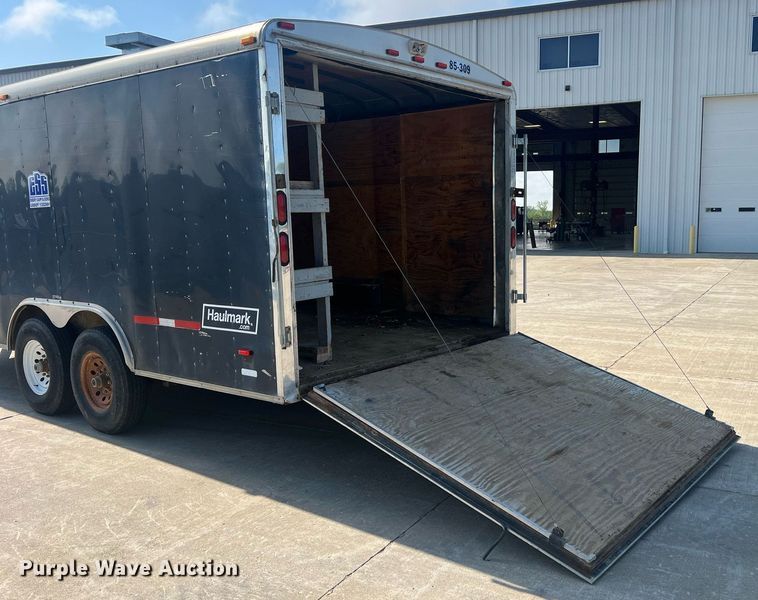 image for item NA9082 2004 Haulmark TH85X20WT2  enclosed cargo trailer
