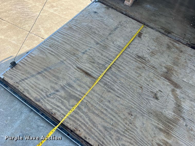 image for item NA9082 2004 Haulmark TH85X20WT2  enclosed cargo trailer