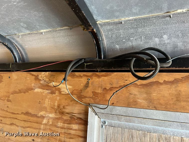 image for item NA9082 2004 Haulmark TH85X20WT2  enclosed cargo trailer