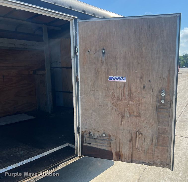 image for item NA9082 2004 Haulmark TH85X20WT2  enclosed cargo trailer