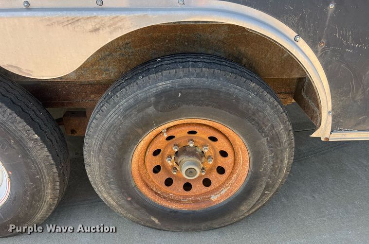 image for item NA9082 2004 Haulmark TH85X20WT2  enclosed cargo trailer