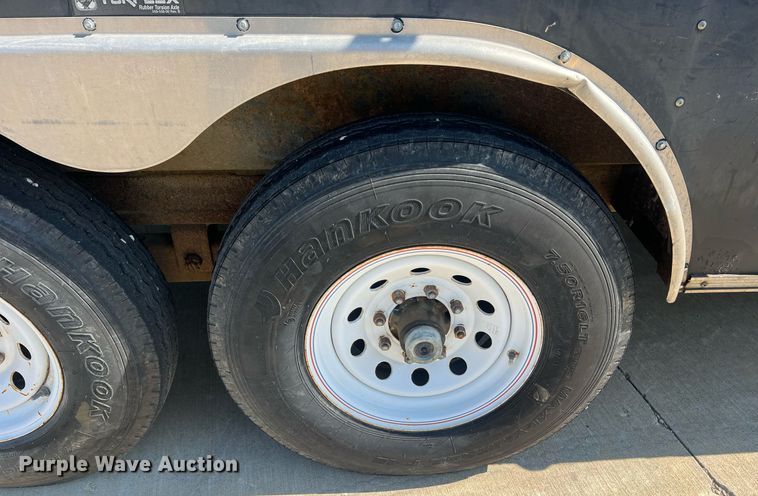 image for item NA9082 2004 Haulmark TH85X20WT2  enclosed cargo trailer