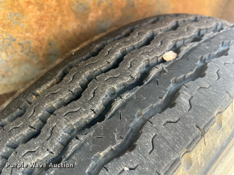 image for item NA9082 2004 Haulmark TH85X20WT2  enclosed cargo trailer