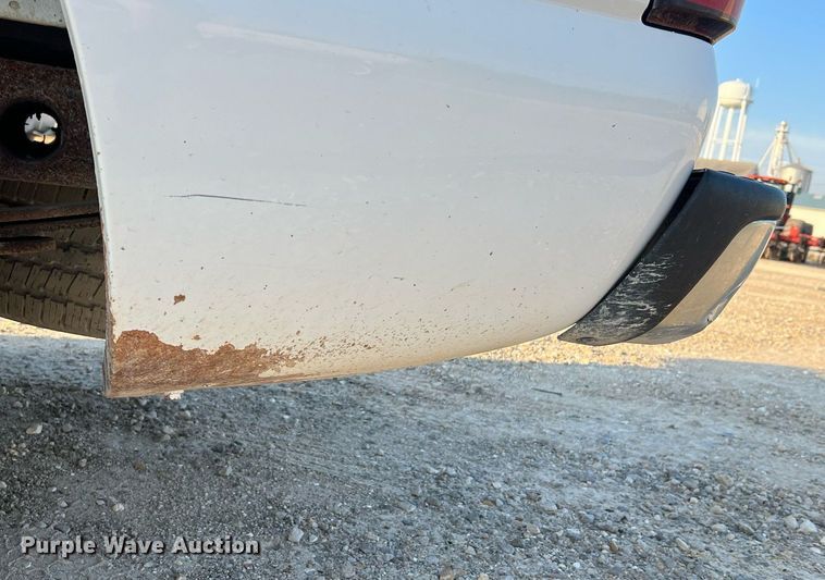 image for item NA9197 2004 Chevrolet Silverado 1500  Ext. Cab pickup truck