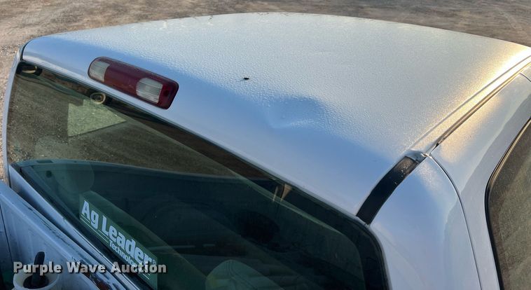 image for item NA9197 2004 Chevrolet Silverado 1500  Ext. Cab pickup truck