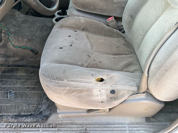 image for item NA9197 2004 Chevrolet Silverado 1500  Ext. Cab pickup truck