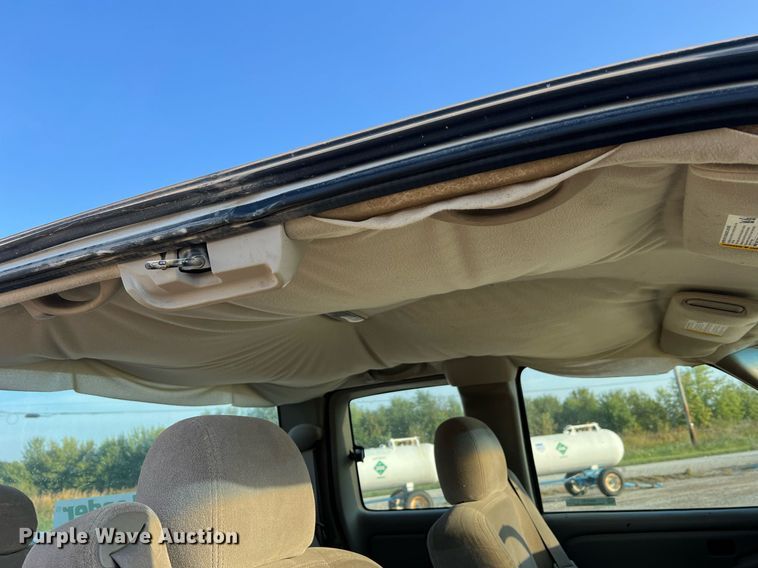 image for item NA9197 2004 Chevrolet Silverado 1500  Ext. Cab pickup truck