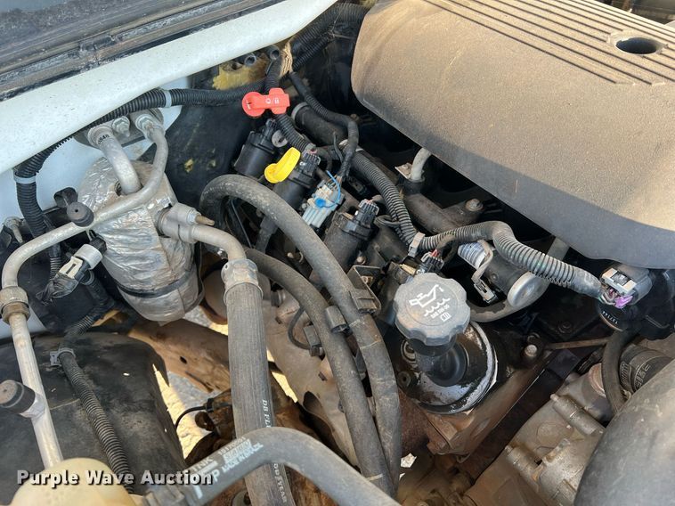 image for item NA9197 2004 Chevrolet Silverado 1500  Ext. Cab pickup truck