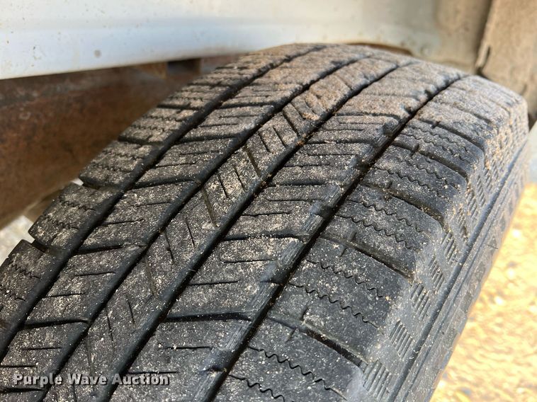 image for item NA9197 2004 Chevrolet Silverado 1500  Ext. Cab pickup truck