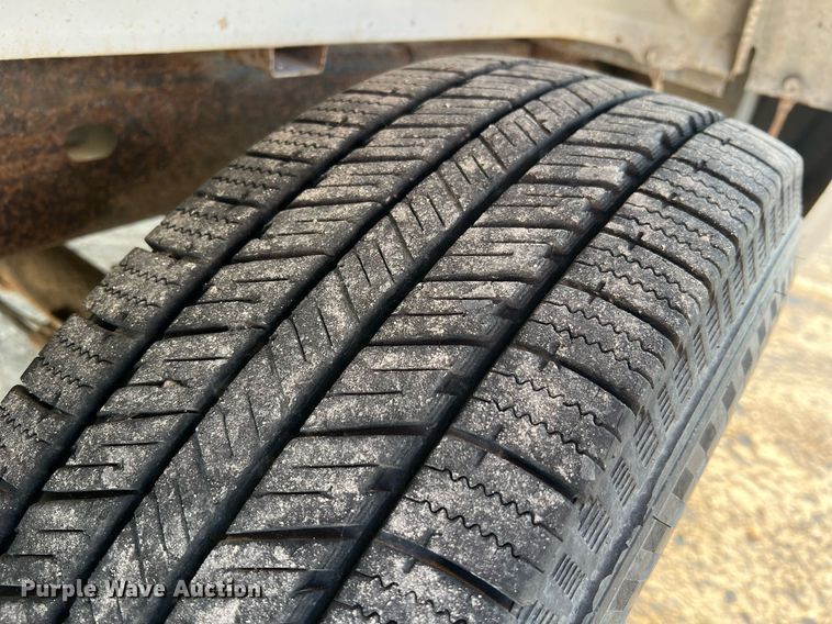 image for item NA9197 2004 Chevrolet Silverado 1500  Ext. Cab pickup truck