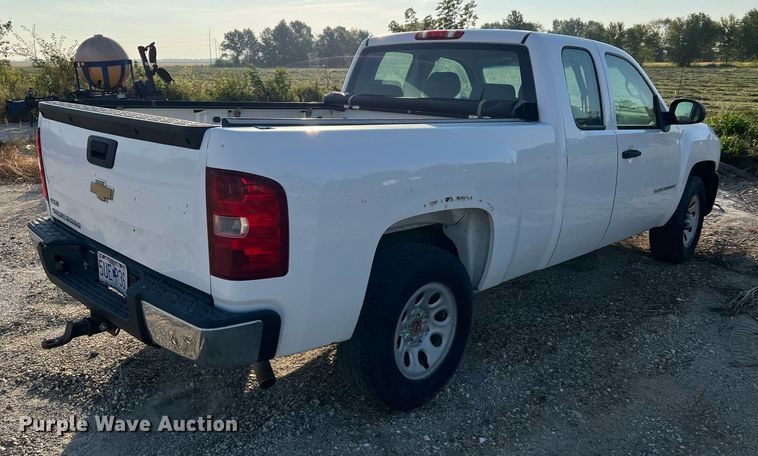 image for item NA9198 2008 Chevrolet Silverado 1500  Ext. Cab pickup truck