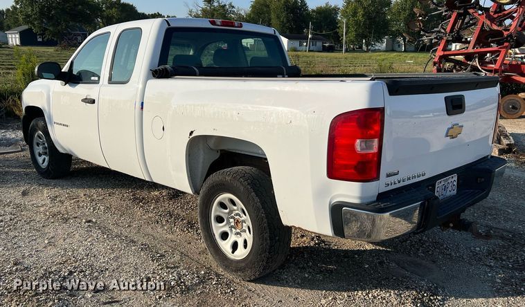 image for item NA9198 2008 Chevrolet Silverado 1500  Ext. Cab pickup truck
