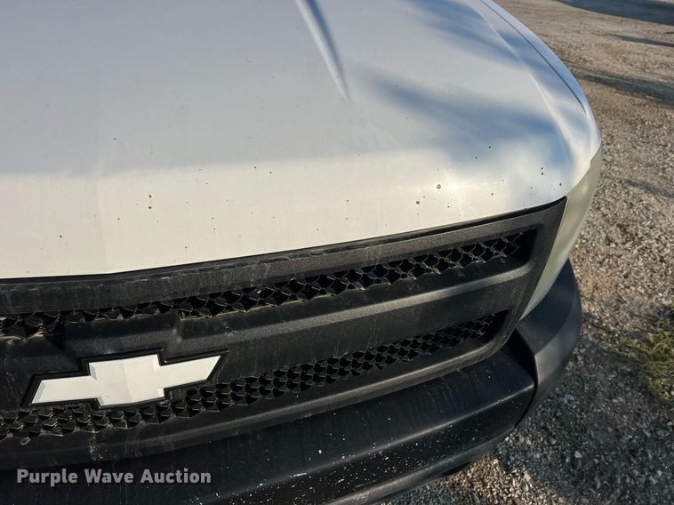 image for item NA9198 2008 Chevrolet Silverado 1500  Ext. Cab pickup truck