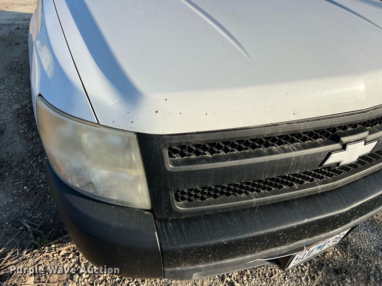 image for item NA9198 2008 Chevrolet Silverado 1500  Ext. Cab pickup truck