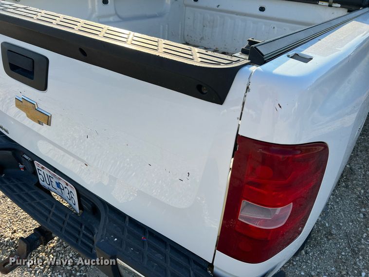 image for item NA9198 2008 Chevrolet Silverado 1500  Ext. Cab pickup truck