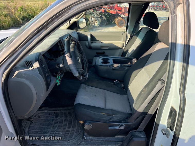 image for item NA9198 2008 Chevrolet Silverado 1500  Ext. Cab pickup truck