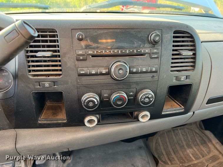 image for item NA9198 2008 Chevrolet Silverado 1500  Ext. Cab pickup truck