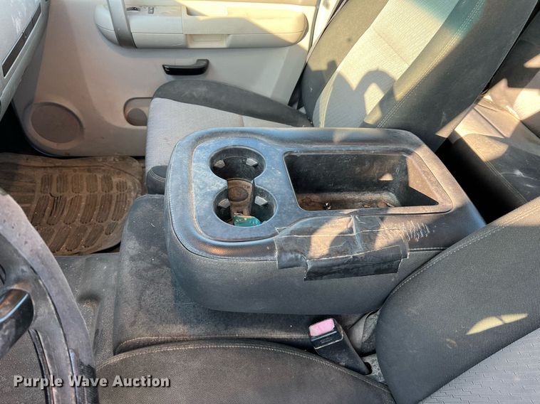 image for item NA9198 2008 Chevrolet Silverado 1500  Ext. Cab pickup truck