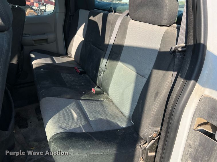 image for item NA9198 2008 Chevrolet Silverado 1500  Ext. Cab pickup truck