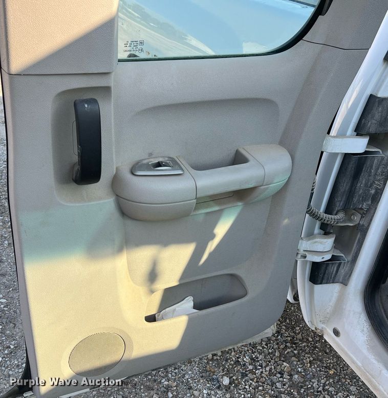 image for item NA9198 2008 Chevrolet Silverado 1500  Ext. Cab pickup truck