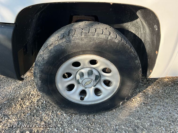 image for item NA9198 2008 Chevrolet Silverado 1500  Ext. Cab pickup truck