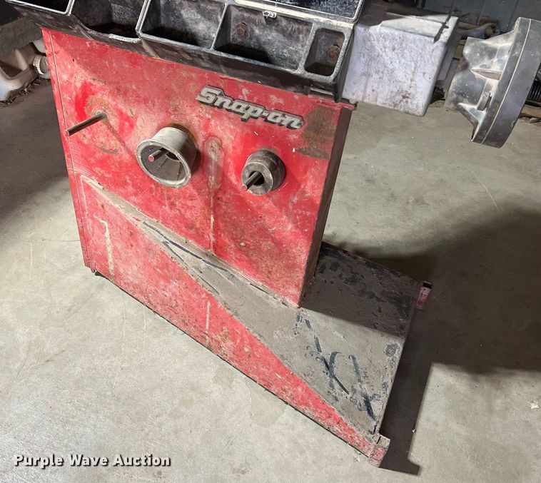 image for item NA9238 Snap On WB240/WB230  wheel Balancer