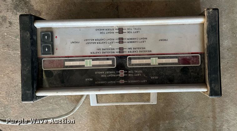 image for item NA9239 Hunter DSP600  alignment Machine