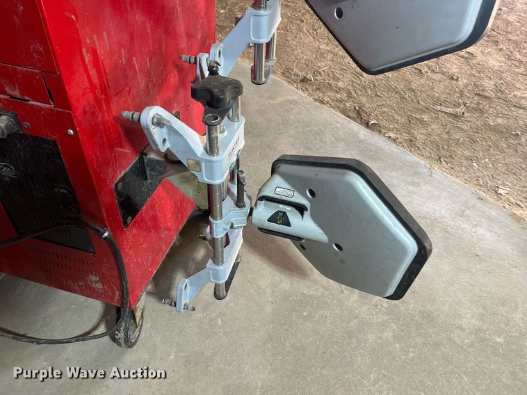 image for item NA9239 Hunter DSP600  alignment Machine