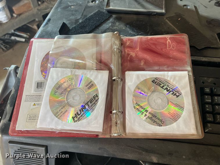 image for item NA9239 Hunter DSP600  alignment Machine