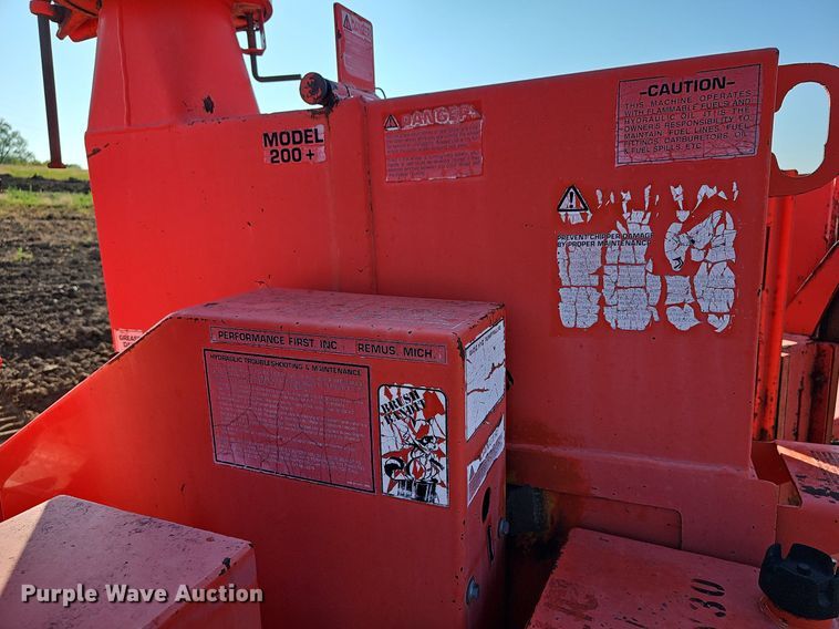 image for item NJ9809 1994 Brush Bandit 200 Plus  wood chipper