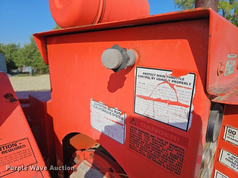 image for item NJ9809 1994 Brush Bandit 200 Plus  wood chipper