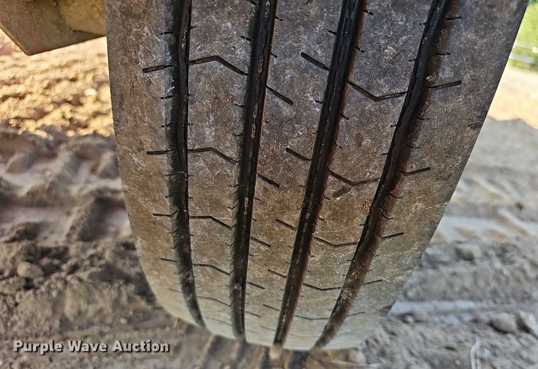 image for item NJ9809 1994 Brush Bandit 200 Plus  wood chipper