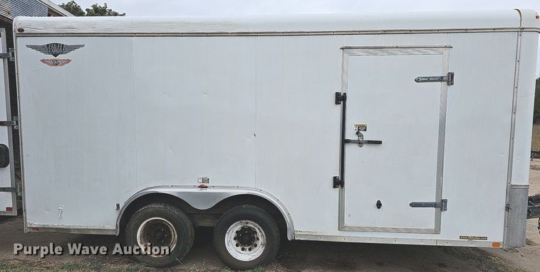 image for item NJ9812 2002 H&H  enclosed cargo trailer