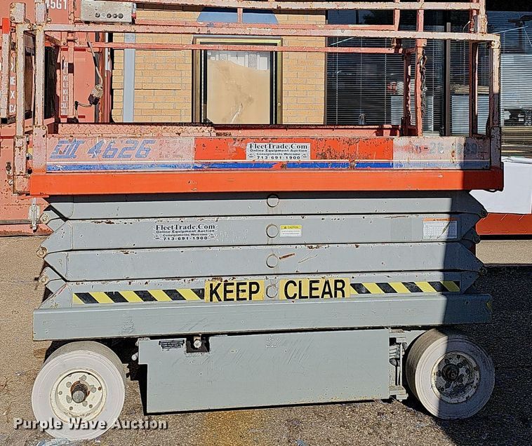 image for item NJ9817 1997 Skyjack SJ4626  scissor lift