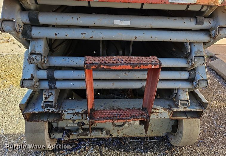 image for item NJ9817 1997 Skyjack SJ4626  scissor lift