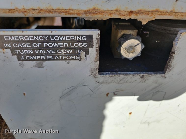 image for item NJ9817 1997 Skyjack SJ4626  scissor lift