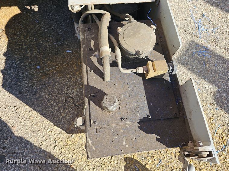 image for item NJ9817 1997 Skyjack SJ4626  scissor lift