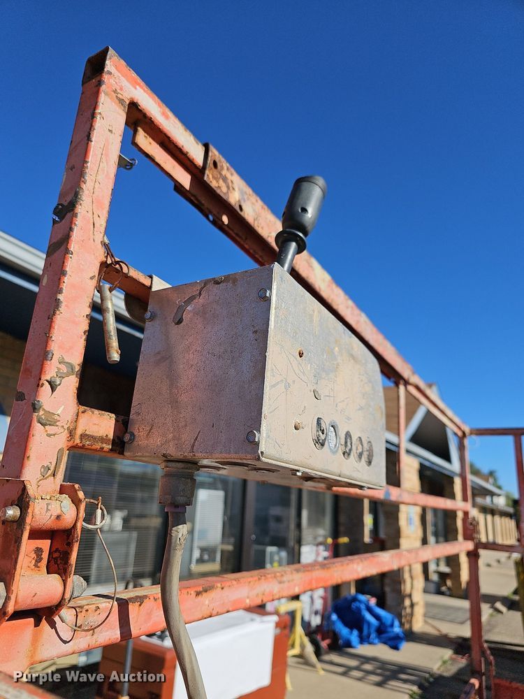 image for item NJ9817 1997 Skyjack SJ4626  scissor lift