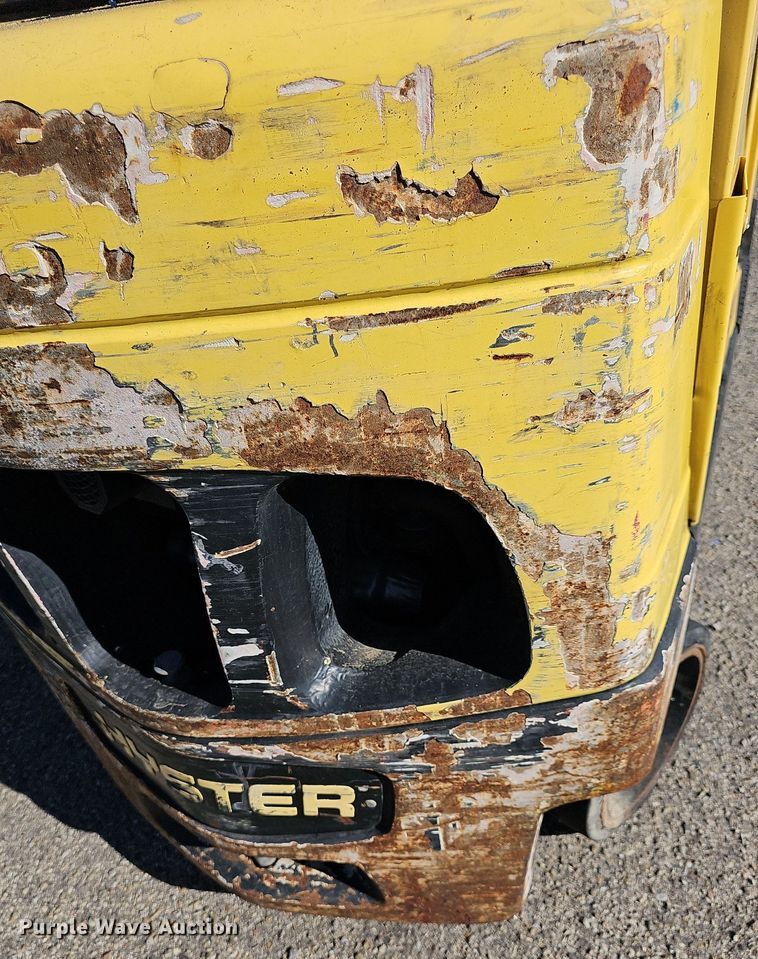 image for item NJ9818 Hyster S30FT  forklift