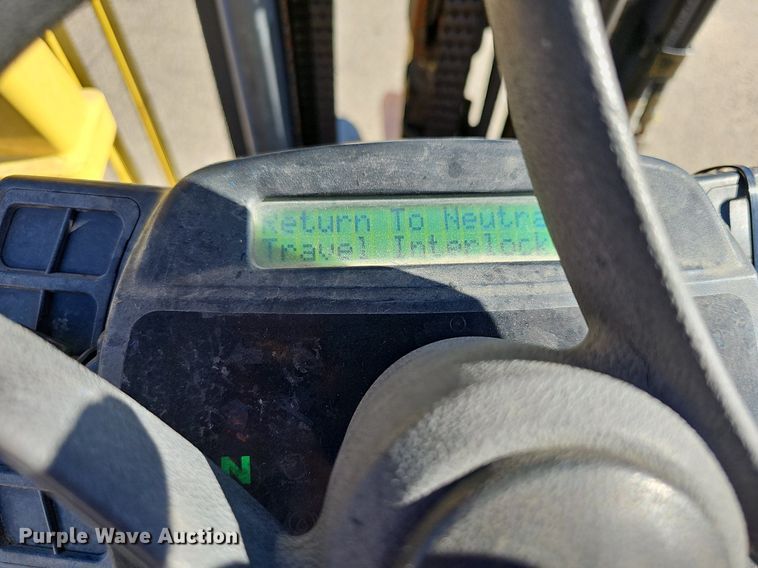 image for item NJ9818 Hyster S30FT  forklift