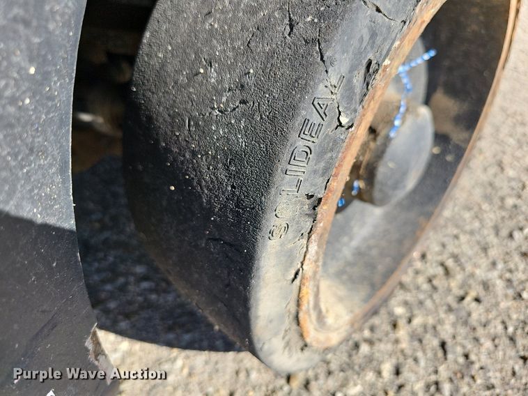 image for item NJ9818 Hyster S30FT  forklift