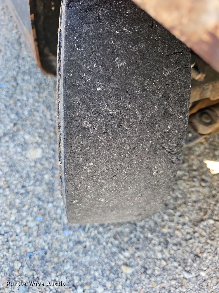 image for item NJ9818 Hyster S30FT  forklift