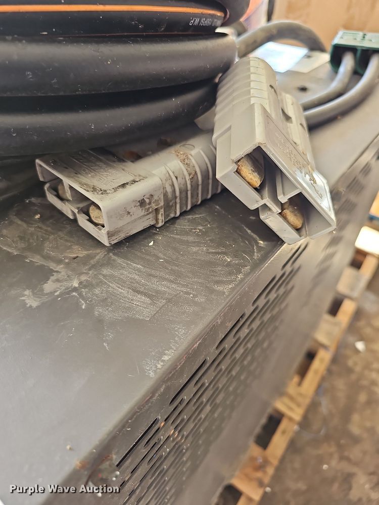 image for item NJ9820 Exide Gold WG118680  forklift charger