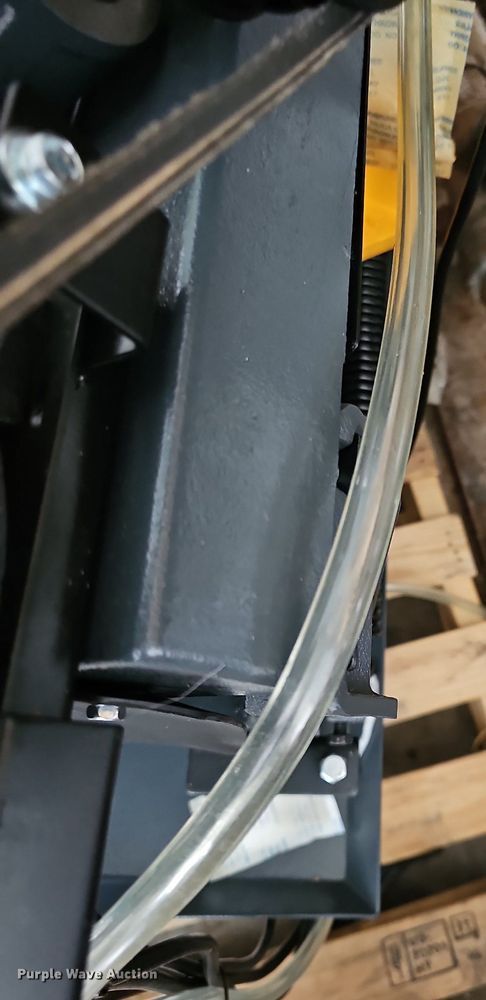 image for item NJ9821 2020 Dake SE712  bandsaw