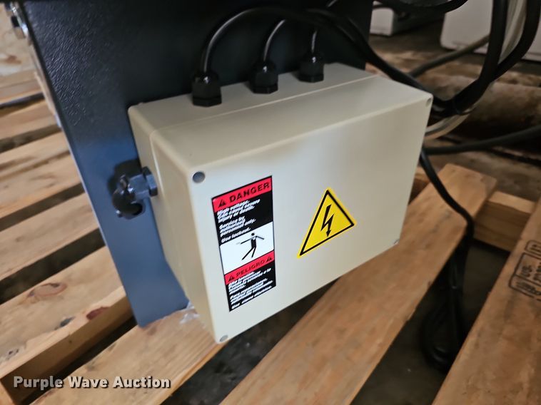 image for item NJ9821 2020 Dake SE712  bandsaw