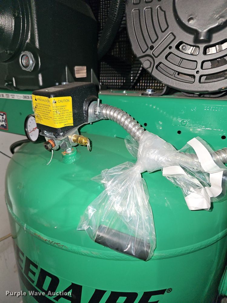 image for item NJ9822 Speedaire  air compressor