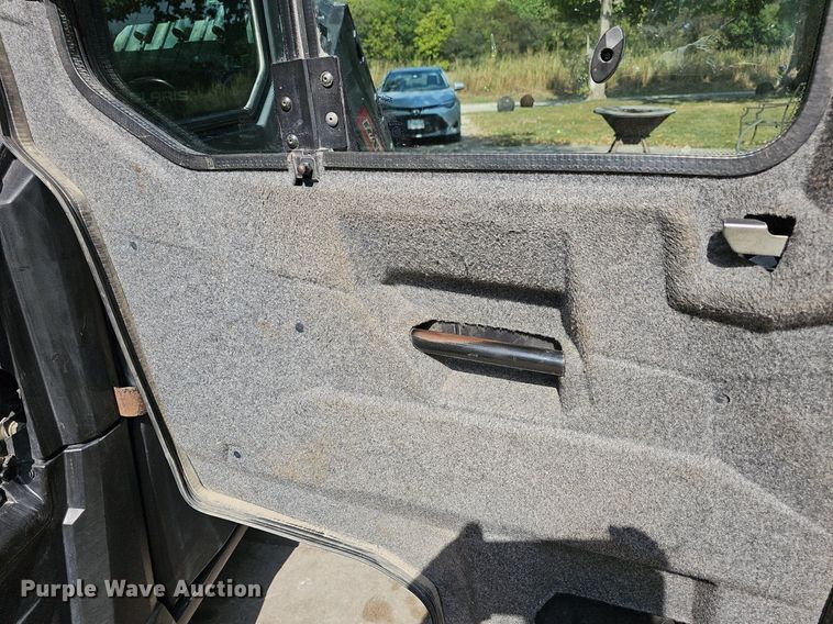 image for item NJ9841 2018 Polaris Ranger 1000XP  utility vehicle