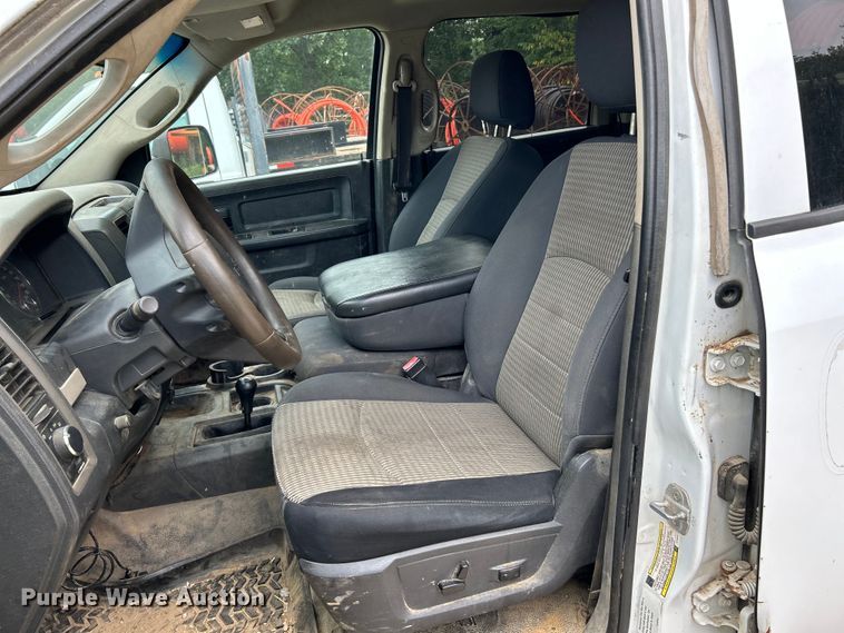 image for item NL9606 2012 Dodge Ram 5500 Heavy Duty  Crew Cab utility / service truck