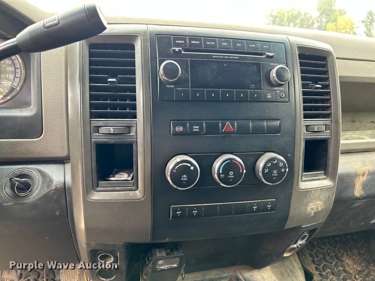 image for item NL9606 2012 Dodge Ram 5500 Heavy Duty  Crew Cab utility / service truck