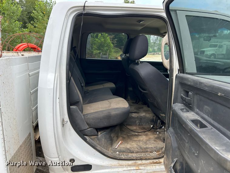 image for item NL9606 2012 Dodge Ram 5500 Heavy Duty  Crew Cab utility / service truck